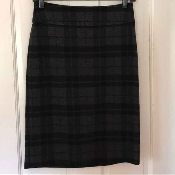BCBG Dresses & Skirts - BCBG Grey Black Plaid Pencil Skirt Knee Length